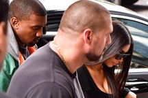 Toàn cảnh vụ cướp tấn công tại phòng của Kim Kardashian