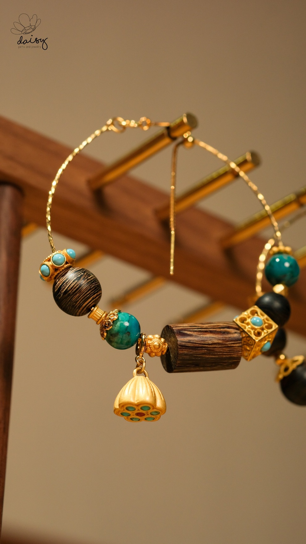 Tiệm đá Hoa Cúc và bối bảo độc quyền - pandora trầm hương - 3 Tiệm đá Hoa Cúc và bối bảo độc quyền - pandora trầm hương - 3