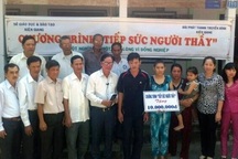 “Tiếp sức người thầy” giúp hàng trăm giáo viên vượt khó