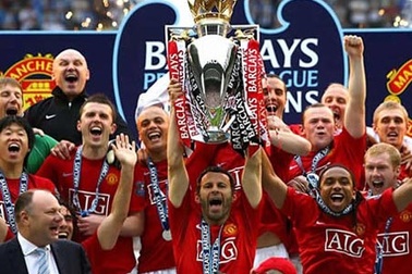 Tốp 10 đội bóng xuất sắc nhất nước Anh trong 25 năm qua