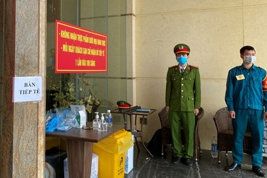 Phạt 7 chuyên gia Trung Quốc ghé "nhầm" Đà Nẵng sau cách ly