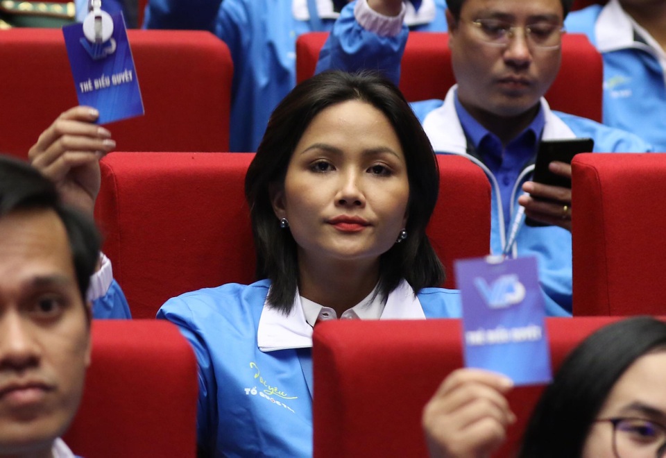 Quang Hải, HHen Niê vào Ủy ban Trung ương Hội Liên hiệp Thanh niên Việt Nam khóa 8 - 4 Quang Hải, HHen Niê vào Ủy ban Trung ương Hội Liên hiệp Thanh niên Việt Nam khóa 8 - 4