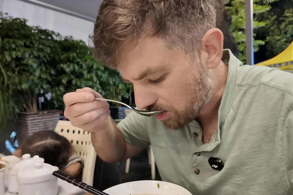 Quán phở Bắc gây sốt vì lời khen ngon nhất TPHCM: Thực hư thế nào? - 2 Quán phở Bắc gây sốt vì lời khen ngon nhất TPHCM: Thực hư thế nào? - 2