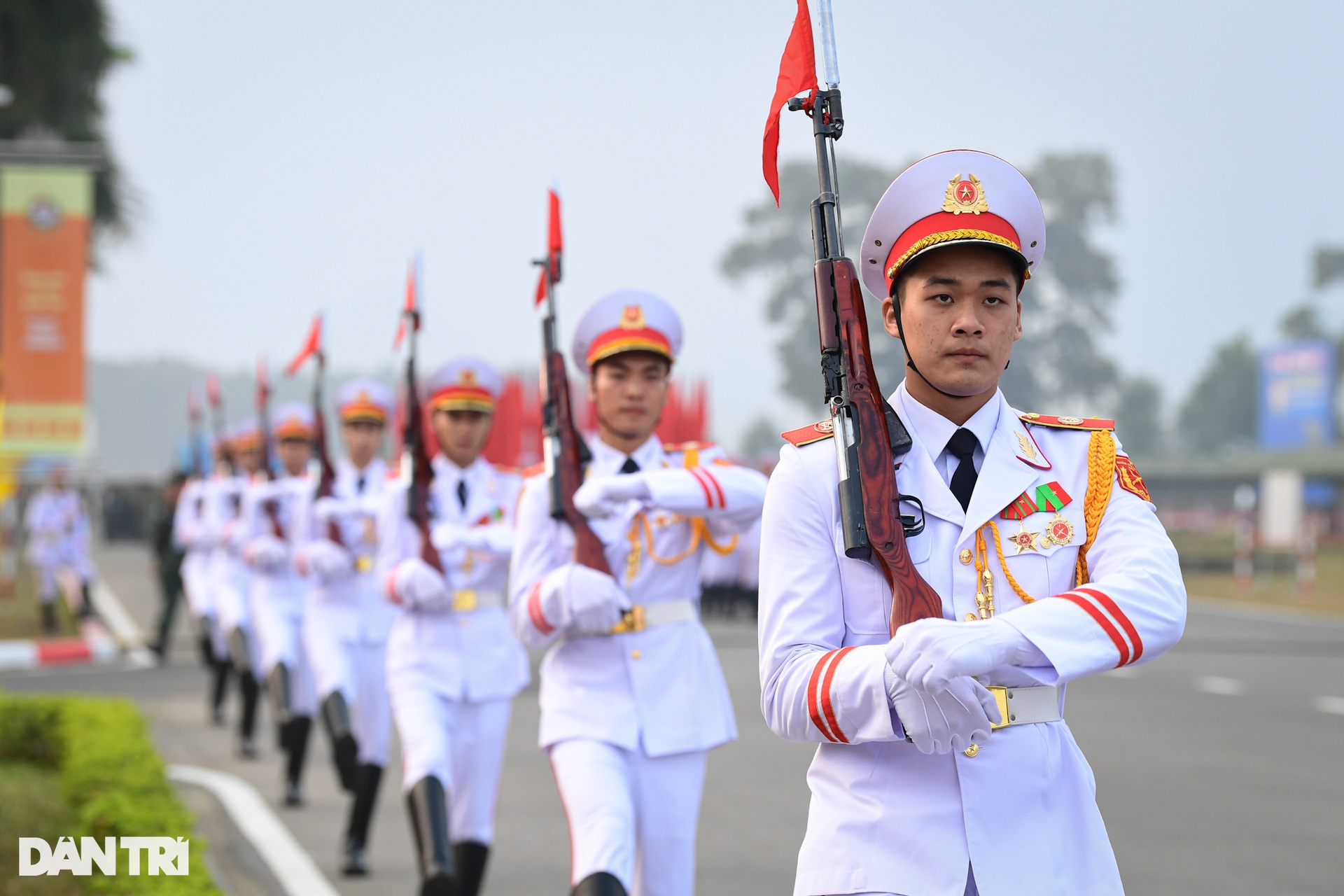 Quân đội các nước ASEAN đua tài bắn súng ở Việt Nam - 2 Quân đội các nước ASEAN đua tài bắn súng ở Việt Nam - 2