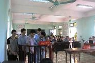 Nghi nói dối, đánh bạn cùng buồng giam đến chết