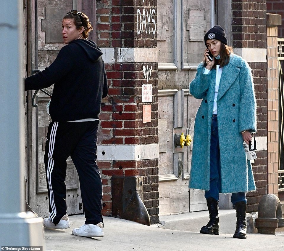 Irina Shayk hò hẹn bồ cũ của Heidi Klum? - 2 Irina Shayk hò hẹn bồ cũ của Heidi Klum? - 2