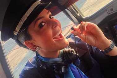 Hé lộ cuộc sống của các tiếp viên hàng không