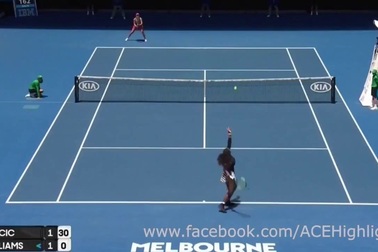 Serena Williams dễ dàng đánh bại Bencic