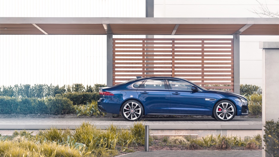 Jaguar XF 2021 đã sẵn sàng, thêm lựa chọn trong phân khúc sedan hạng sang - 5 Jaguar XF 2021 đã sẵn sàng, thêm lựa chọn trong phân khúc sedan hạng sang - 5