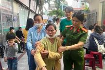 Công an Hà Nam vào tận TPHCM làm CCCD cho người dân xa quê