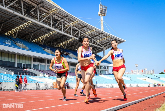 Nhiều kỷ lục được thiết lập ở giải điền kinh vô địch quốc gia - 14
