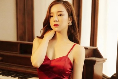 “Hot girl ngủ gật” quyết chuyển mình thành ca sĩ như Chi Pu