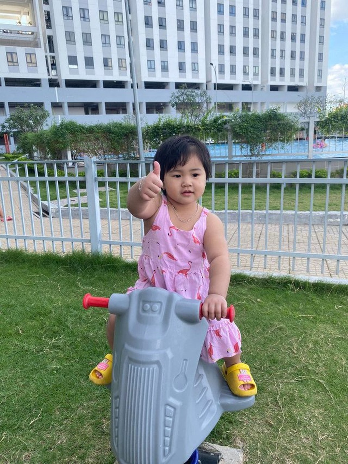 Nữ lực sĩ đạt HCV SEA Games làm mẹ: Sợ làm con đau khi cho bú - 10 Nữ lực sĩ đạt HCV SEA Games làm mẹ: Sợ làm con đau khi cho bú - 10