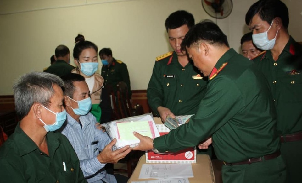 Hướng dẫn tuyển dụng vợ, con liệt sĩ Rào Trăng và Đoàn 337 vào quân đội - 3 Hướng dẫn tuyển dụng vợ, con liệt sĩ Rào Trăng và Đoàn 337 vào quân đội - 3