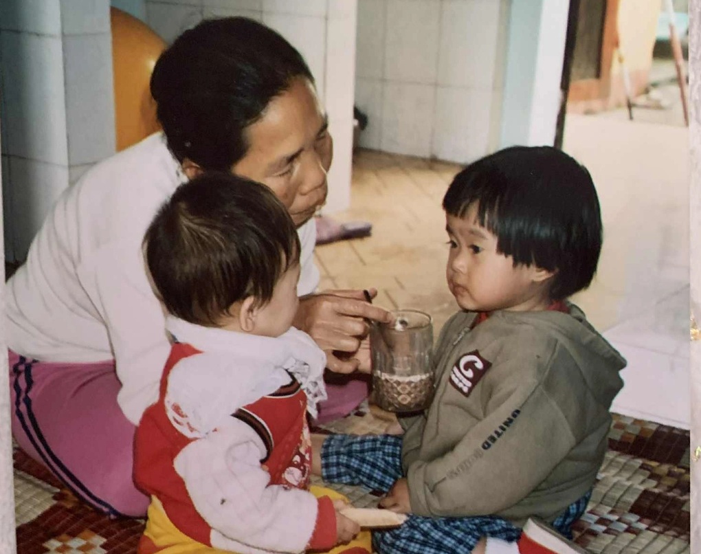 Cô gái Pháp tìm bố mẹ ở Phú Thọ: Xuất hiện gia đình có thông tin trùng khớp - 2 Cô gái Pháp tìm bố mẹ ở Phú Thọ: Xuất hiện gia đình có thông tin trùng khớp - 2