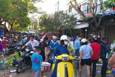 Đà Nẵng: Nhộn nhịp phiên chợ Tết ngày cuối năm