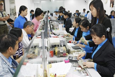 Thưởng Tết ngân hàng teo tóp