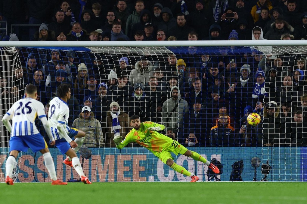 Arsenal gây thất vọng, Chelsea không thắng trận thứ 4 liên tiếp - 4 Arsenal gây thất vọng, Chelsea không thắng trận thứ 4 liên tiếp - 4