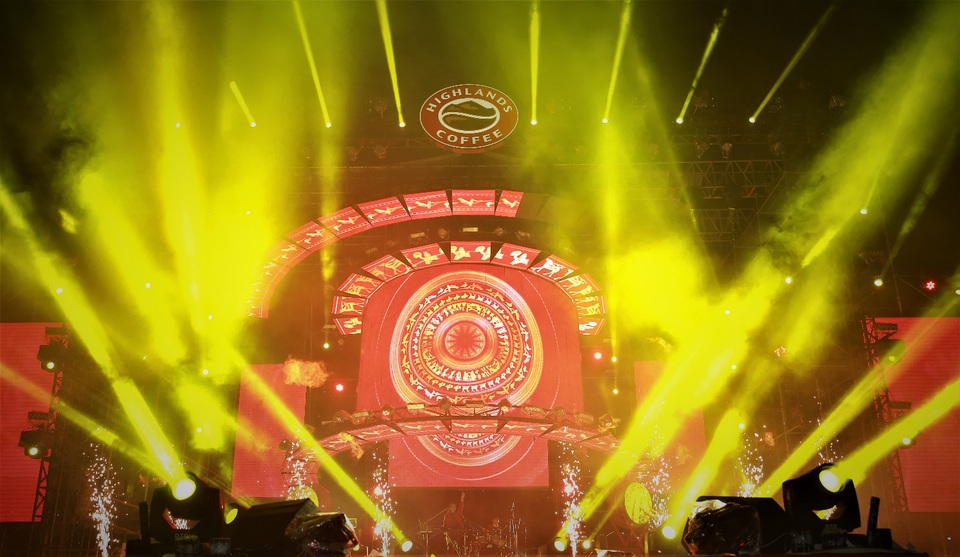 Dấu thăng hoàn hảo cho hành trình 20 năm của Highlands Coffee - 1