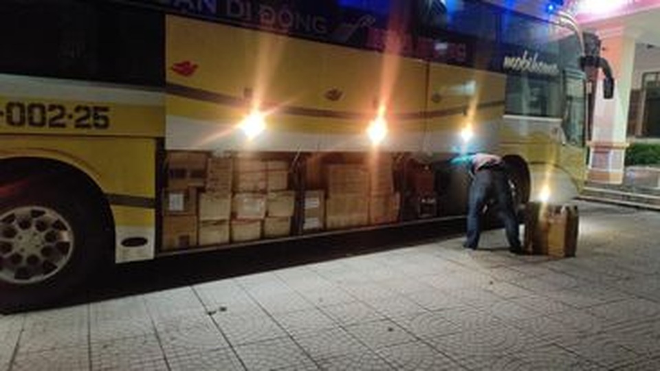 Tạm giữ lô hàng không rõ nguồn gốc - 1 Tạm giữ lô hàng không rõ nguồn gốc - 1