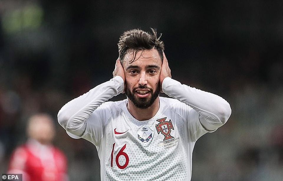 C.Ronaldo ghi bàn thứ 99, Bồ Đào Nha giành vé dự Euro 2020 - 3 C.Ronaldo ghi bàn thứ 99, Bồ Đào Nha giành vé dự Euro 2020 - 3