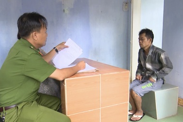 Tạm giữ 2 người Trung Quốc nghi chuyên đục két sắt các công ty ở Đà Nẵng