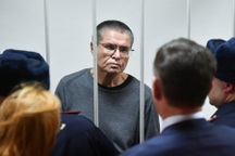 5 kỳ án tham nhũng chấn động nước Nga