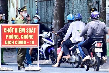 Điều tra người tung tin "phong tỏa thành phố", kêu gọi mua đồ dự trữ