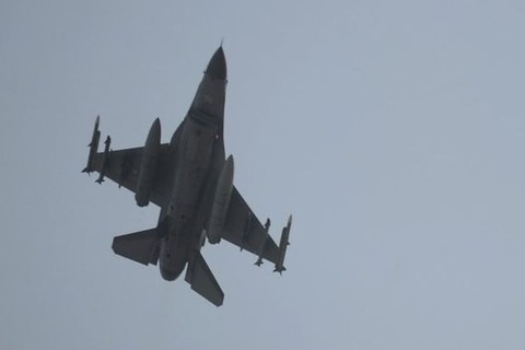 Thổ Nhĩ Kỳ cảnh báo bắn hạ máy bay lạ xâm nhập không phận