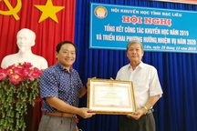 Hội Khuyến học Bạc Liêu nhận bằng khen của Thủ tướng Chính phủ