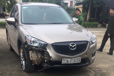 Tài xế bỏ mặc 3 nạn nhân sau khi gây tai nạn nghiêm trọng