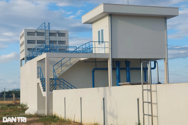 Nhà máy nước 35 tỷ đồng "quên" lắp đường ống kết nối đến hộ dân?