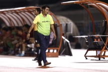 HLV Trần Minh Chiến từ chức ở CLB TPHCM