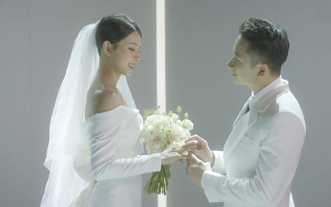Phan Mạnh Quỳnh chia sẻ hành trình tình yêu qua MV mới