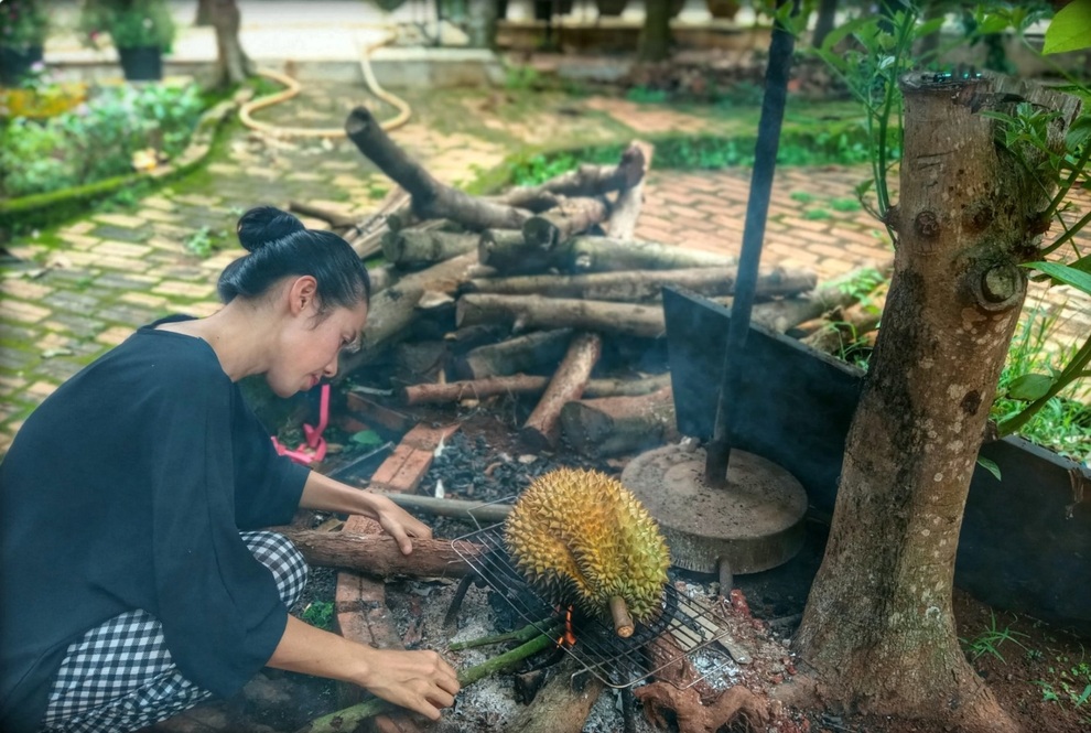 Món sầu riêng nướng thơm nức, lạ miệng ở Đắk Lắk - 1 Món sầu riêng nướng thơm nức, lạ miệng ở Đắk Lắk - 1