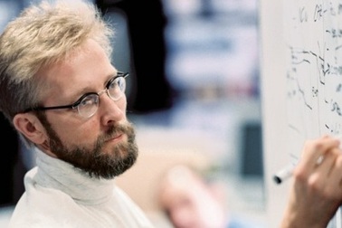 Cựu giám đốc thiết kế BMW mở studio riêng 