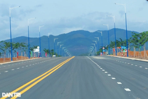 Tạo chính sách đặc thù, giảm thủ tục hành chính để thu hút đầu tư