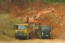 Trắng trợn đánh cắp tài nguyên quốc gia giữa ban ngày, trách nhiệm thuộc về ai?