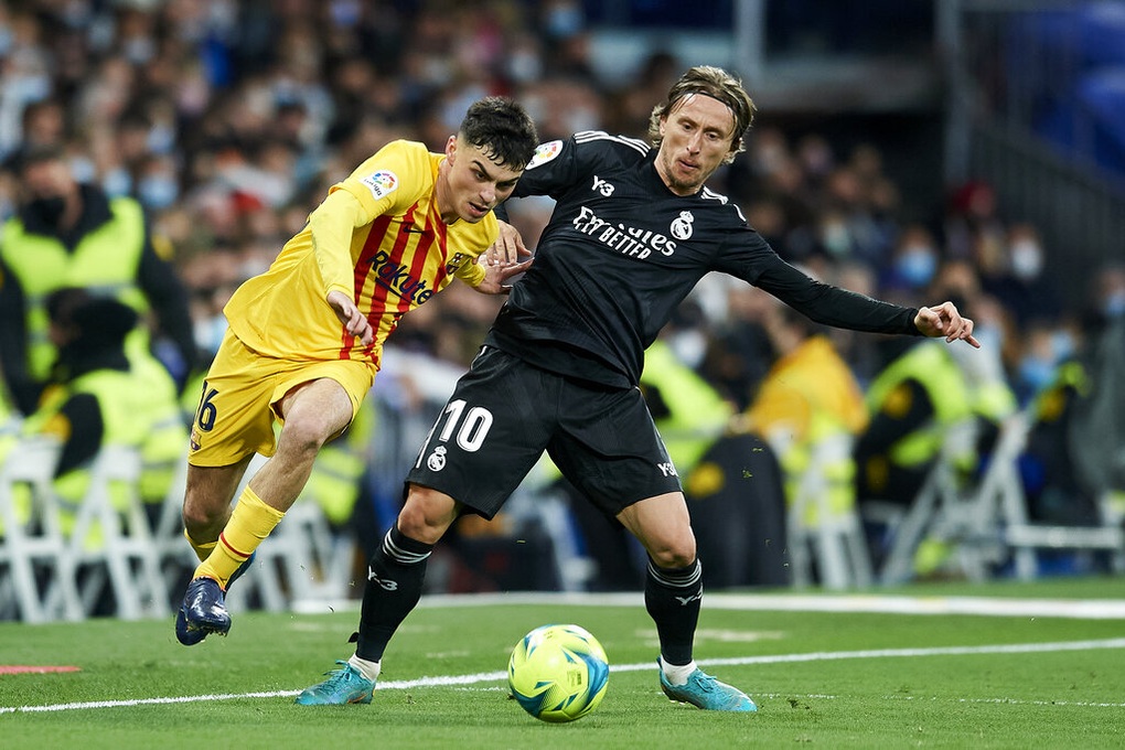 Real Madrid - Barcelona: Siêu kinh điển và bước ngoặt cuộc đua vô địch - 1 Real Madrid - Barcelona: Siêu kinh điển và bước ngoặt cuộc đua vô địch - 1