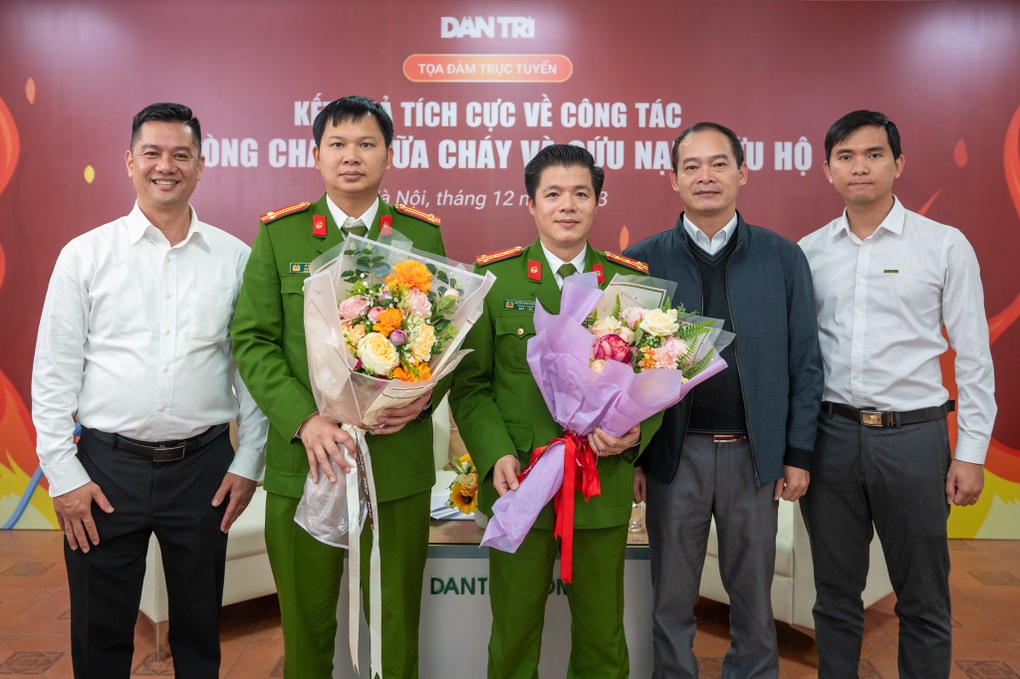 Cần nhiều hơn những người hùng áo vải có kỹ năng cứu người trong đám cháy - 1 Cần nhiều hơn những người hùng áo vải có kỹ năng cứu người trong đám cháy - 1