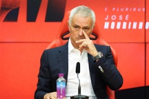 Mourinho chính thức dẫn dắt Benfica
