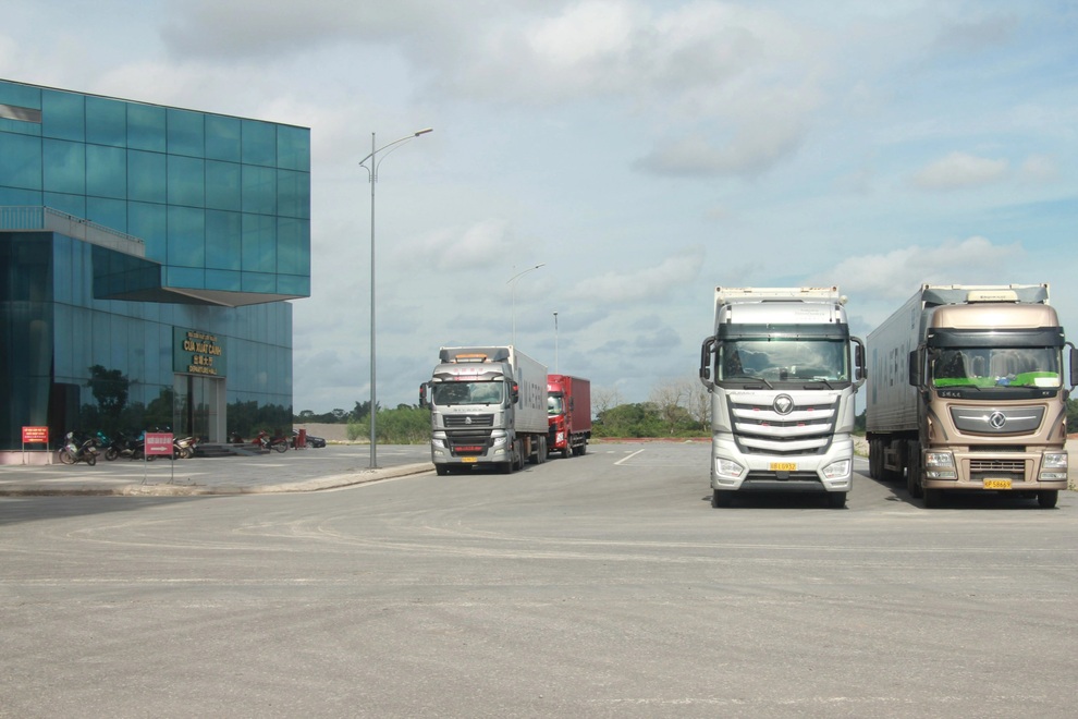 Từng có lô hàng dính SARS-CoV-2, Quảng Ninh xét nghiệm hàng hóa - 1 Từng có lô hàng dính SARS-CoV-2, Quảng Ninh xét nghiệm hàng hóa - 1