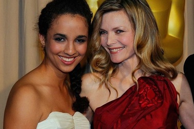 Khi "sao" Hollywood nhận con nuôi