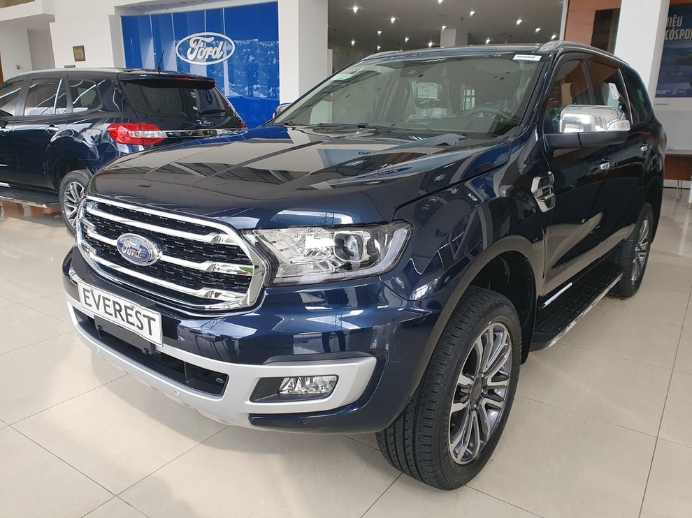 Ô tô giảm giá cả trăm triệu, chạy đua khuyến mại trong mùa dịch Covid-19 - 1 Ô tô giảm giá cả trăm triệu, chạy đua khuyến mại trong mùa dịch Covid-19 - 1