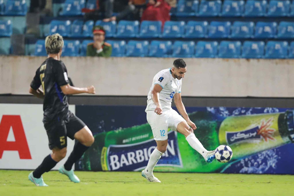 CLB Nam Định tiếp tục thua đội bóng Nhật Bản ở Cúp C2 châu Á - 1 CLB Nam Định tiếp tục thua đội bóng Nhật Bản ở Cúp C2 châu Á - 1