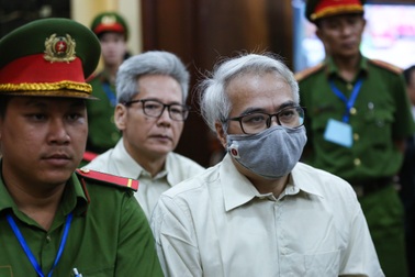 Cựu Cục trưởng Đăng kiểm thừa nhận việc nhận hối lộ