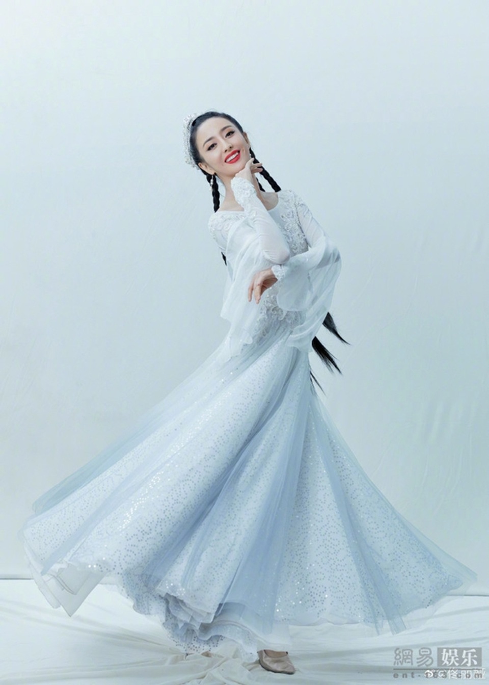 Đồng Lệ Á: “Tiên nữ giáng trần” mãi khổ vì một chữ “yêu” - 9 Đồng Lệ Á: “Tiên nữ giáng trần” mãi khổ vì một chữ “yêu” - 9