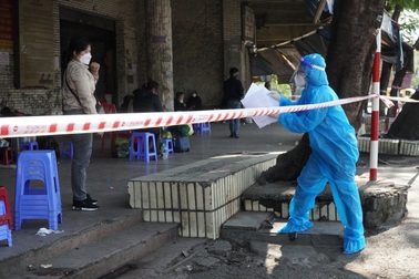 Hải Phòng hỏa tốc "đi từng ngõ, gõ từng nhà" vì xuất hiện ổ dịch "nóng"