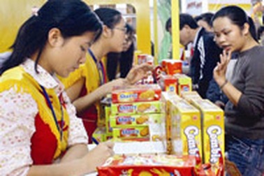 Mở cửa thị trường bán lẻ: Người tiêu dùng được lợi gì?