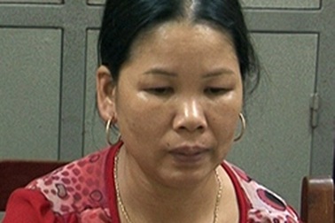 Bắt quả tang 2 đối tượng đang tiêu thụ tiền giả